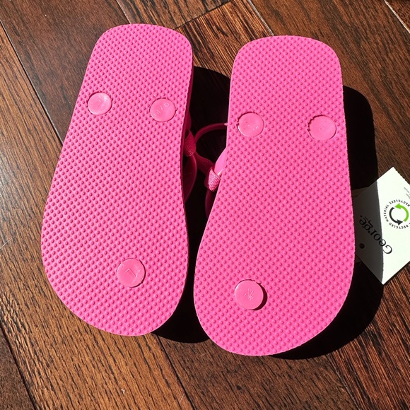 NWT Pink Sandal with elastic Back - Picture 3 of 4